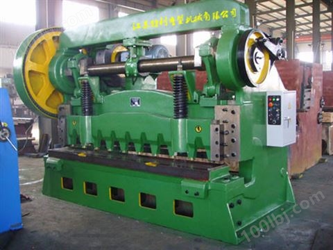 Q11-13x2500机械剪板机（铸造件结构）